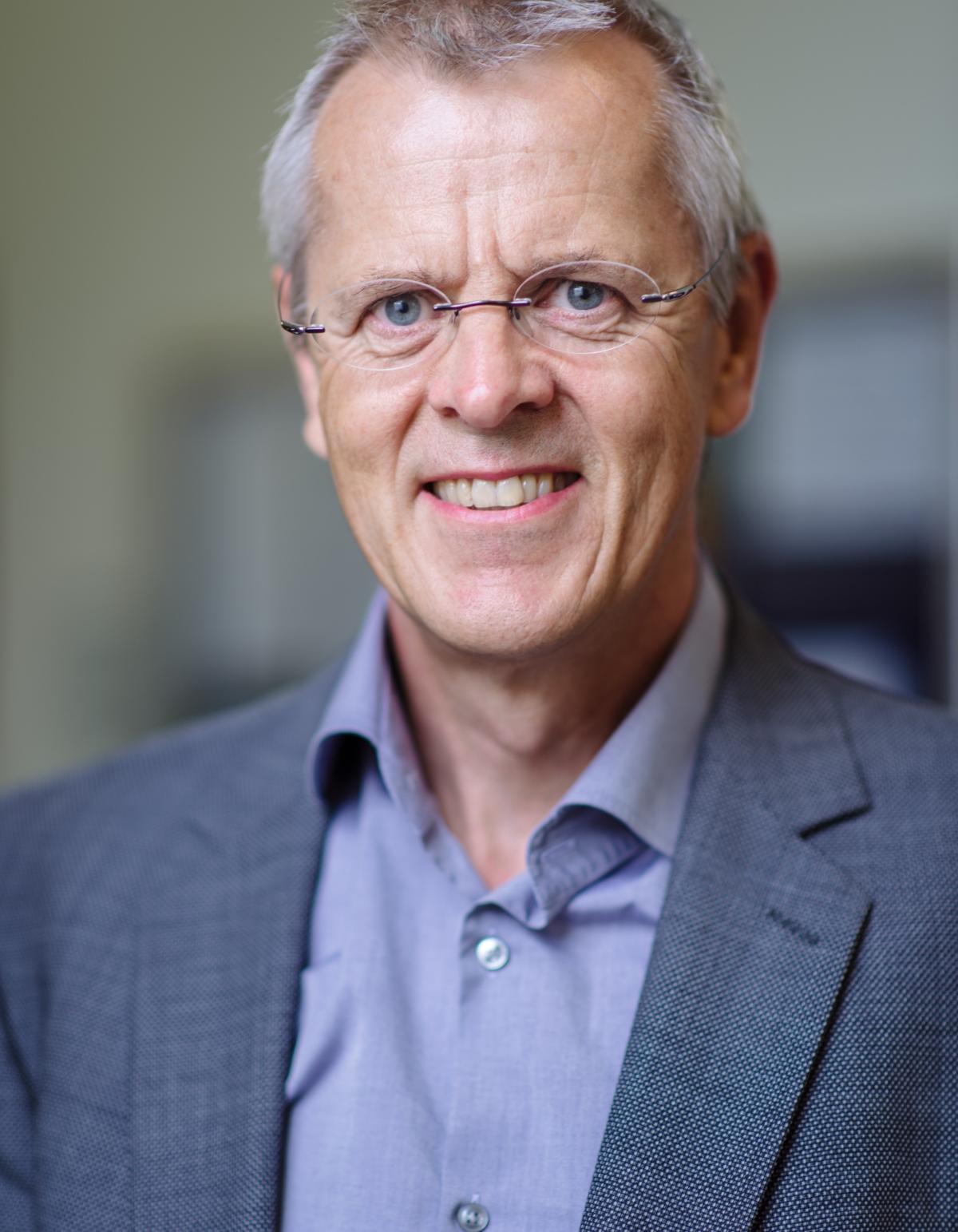 Prof. Dr. Oskar Goecke